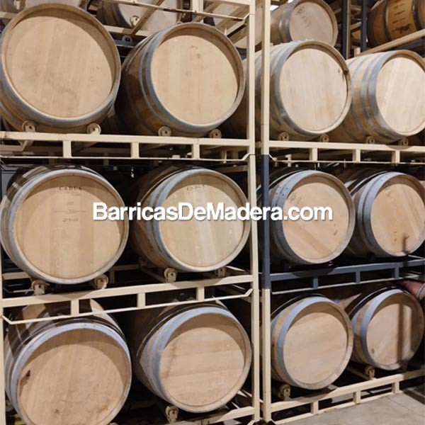 066-2026 Lote de 53 barricas usadas de 225 y 300L